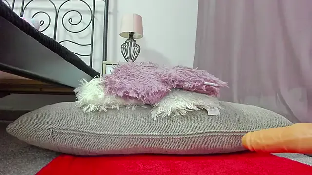 LollaVibes on StripChat 