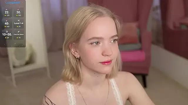 Try our streaming cams variety and talk on a personal level with our adorable girls streamers, showing off their bountiful shapes and dildos.