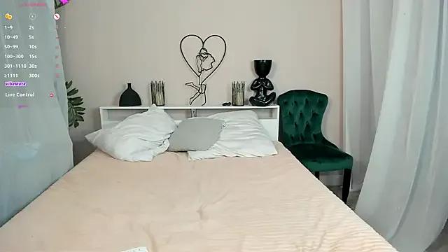 Try our streaming cams variety and talk on a personal level with our adorable girls streamers, showing off their bountiful shapes and dildos.