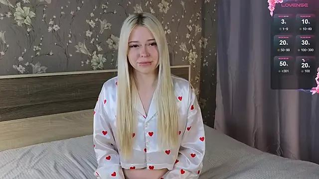 Try our streaming cams variety and talk on a personal level with our adorable girls streamers, showing off their bountiful shapes and dildos.
