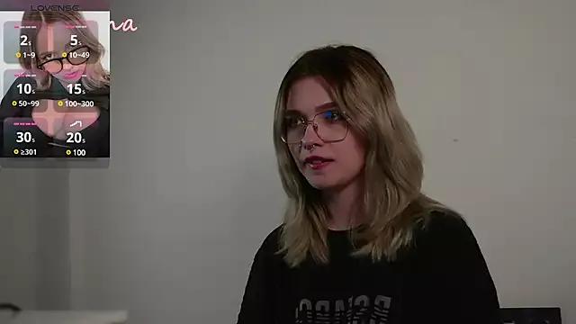 lollylina from StripChat