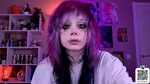 Lollyshy from StripChat is Freechat