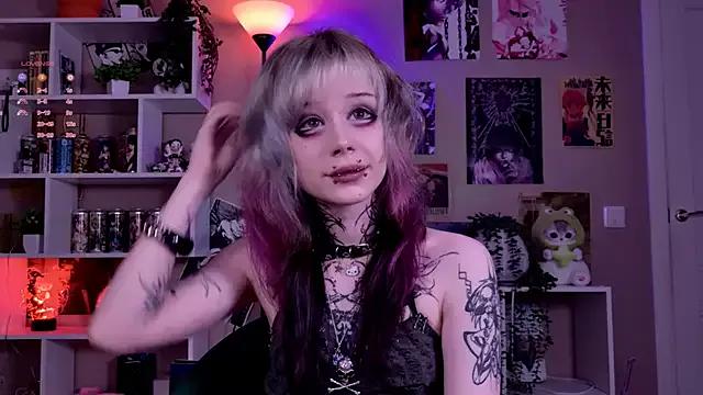 Lollyshy from StripChat is Freechat