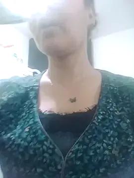 Lolo890 from StripChat