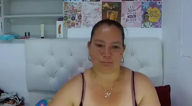 loly47 from StripChat
