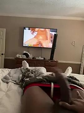 Longbbman from StripChat is Freechat