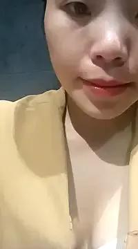 lookatme21 from StripChat
