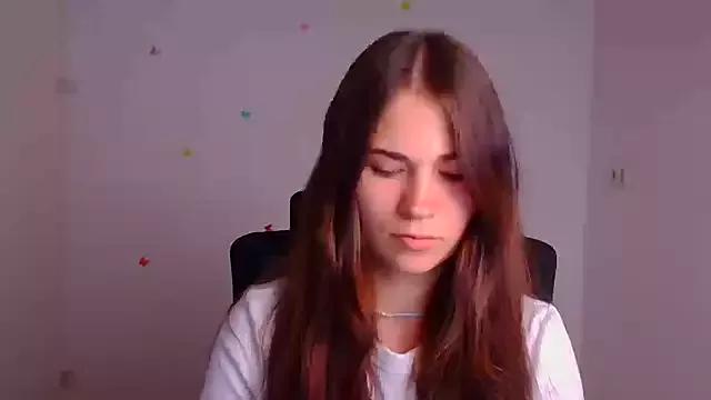 Loon_Amore from StripChat