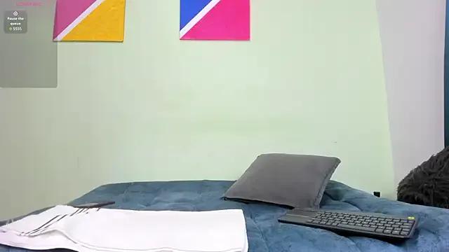Try our streaming cams variety and talk on a personal level with our adorable girls streamers, showing off their bountiful shapes and dildos.