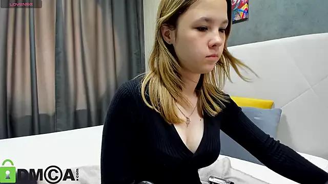 Try our streaming cams variety and talk on a personal level with our adorable girls streamers, showing off their bountiful shapes and dildos.