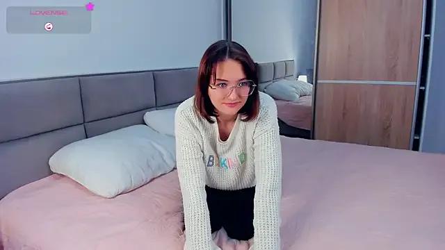 LorrieDegonia from StripChat