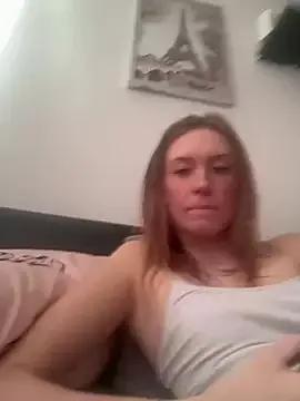 Lottie-Lavish22 from StripChat