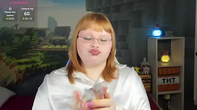 LottieReed on StripChat 