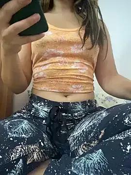 lounaforlove from StripChat is Freechat