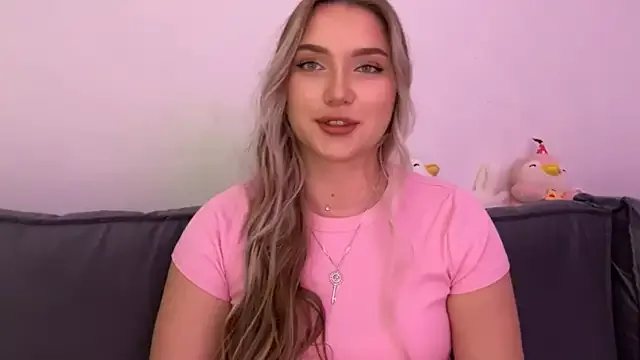 LouraStalter from StripChat is Freechat