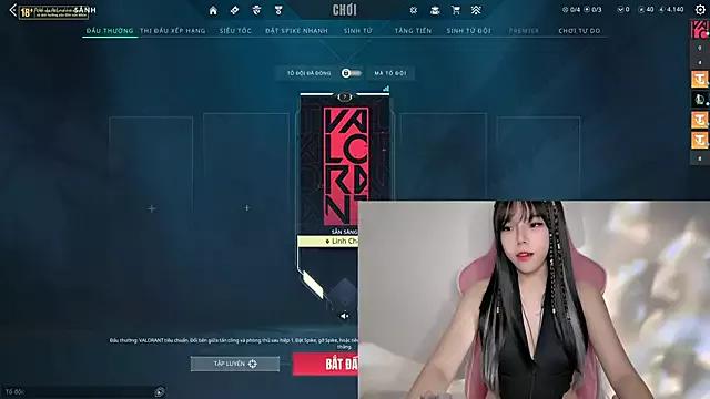Try our streaming cams variety and talk on a personal level with our adorable girls streamers, showing off their bountiful shapes and dildos.