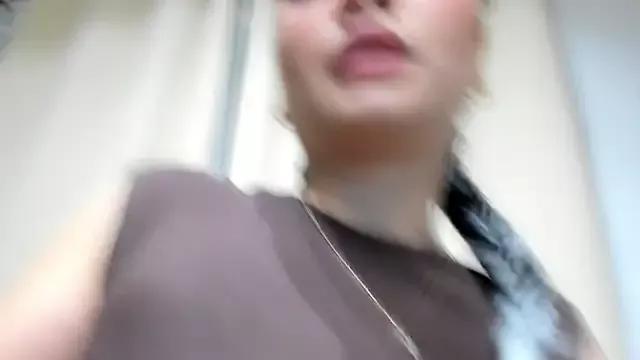 love_mexoxo from StripChat is Freechat