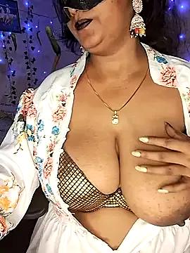 Love_Winss from StripChat is Freechat