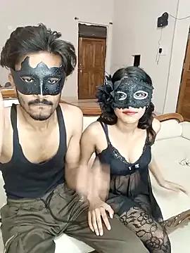 Lovebirdss from StripChat is Freechat