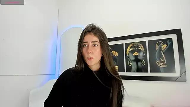 loveecristal from StripChat is Freechat