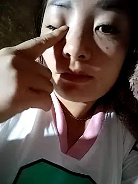 lovelove-00 from StripChat is Freechat