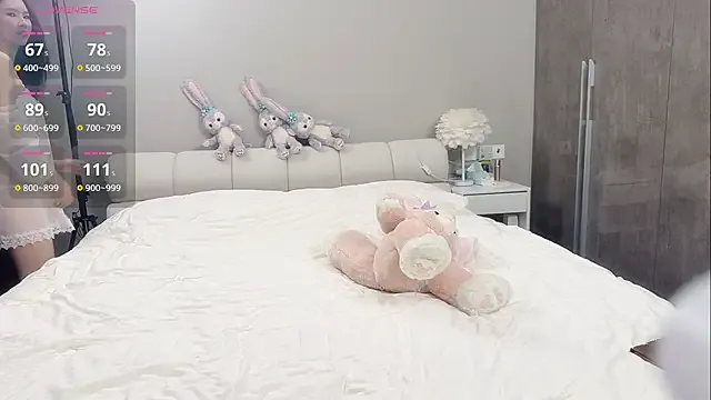 lovely-88 from StripChat is Freechat