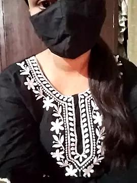 Lovely-Lush from StripChat is Freechat