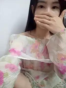 Lovely_kute from StripChat is Freechat