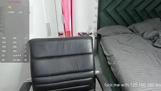 LovelyAria_ from StripChat is Freechat