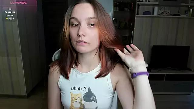 lovelyinna from StripChat is Freechat