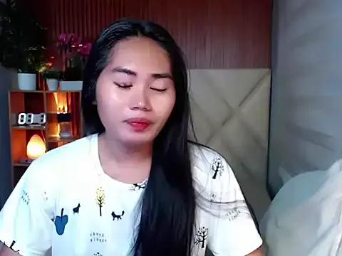 Lovelymay17 from StripChat is Freechat