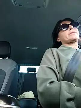 LovelyMia- from StripChat is Freechat