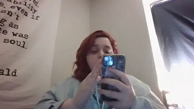 lovelyy_kitty from StripChat is Freechat