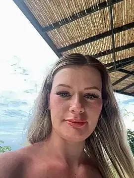 Loveshae from StripChat is Freechat