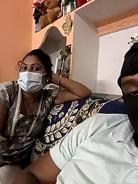 Lovlycouple1 from StripChat