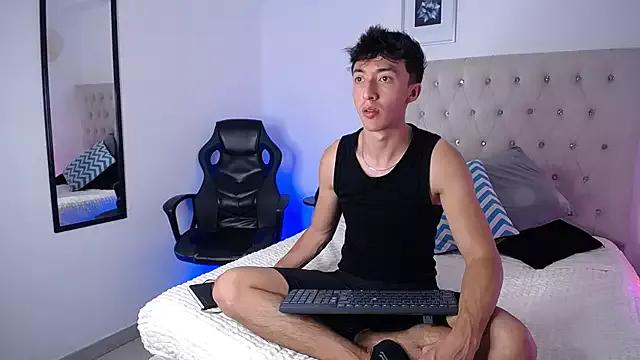 LuccaNoir from StripChat