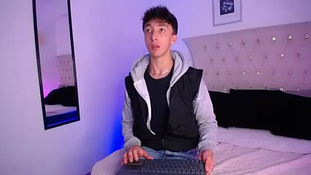 LuccaNoir from StripChat