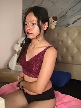 Lucia_20x from StripChat is Freechat