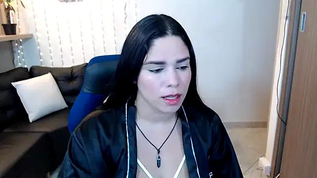 lucia_ht from StripChat is Freechat