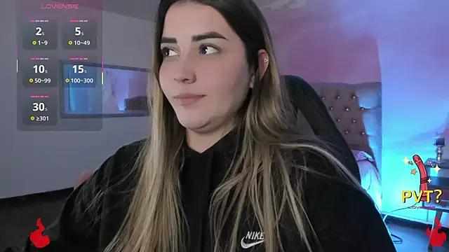 Lucia_star__ from StripChat is Freechat