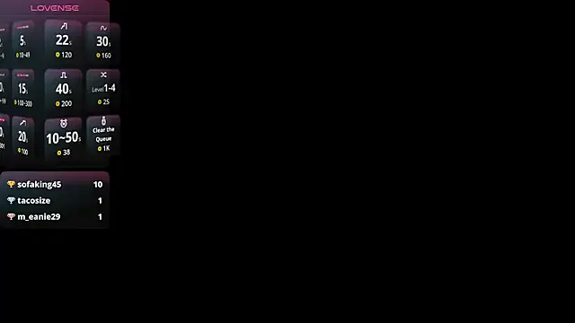 lucialuna from StripChat is Freechat