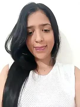 Luciana0316 on StripChat