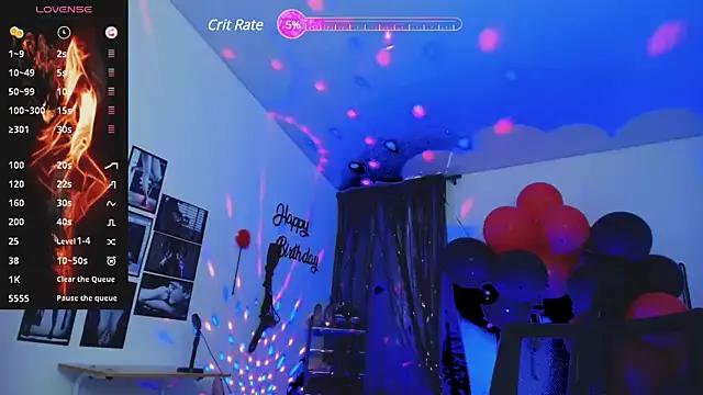 lucianadiamond from StripChat is Freechat