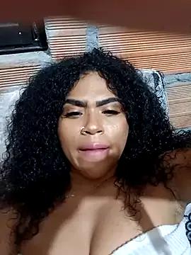luciiapretty from StripChat is Freechat