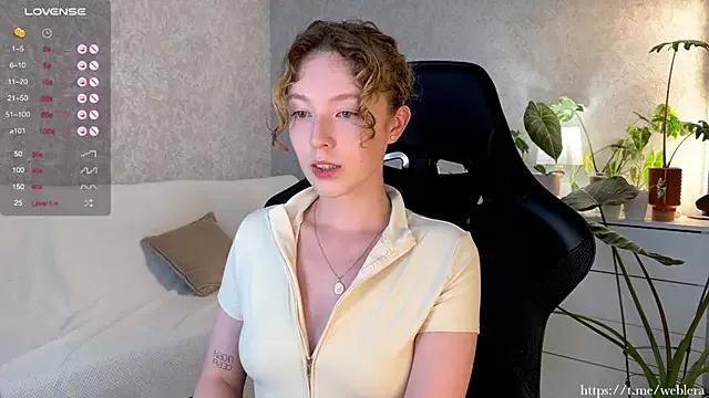 lucky13___ from StripChat is Freechat