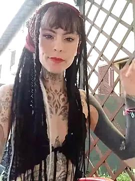 lucy666_tattoo from StripChat is Freechat