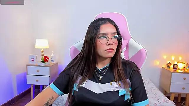 Try our streaming cams variety and talk on a personal level with our adorable girls streamers, showing off their bountiful shapes and dildos.