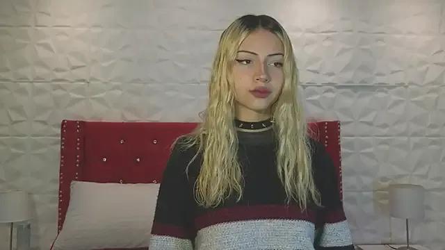 Try our streaming cams variety and talk on a personal level with our adorable girls streamers, showing off their bountiful shapes and dildos.