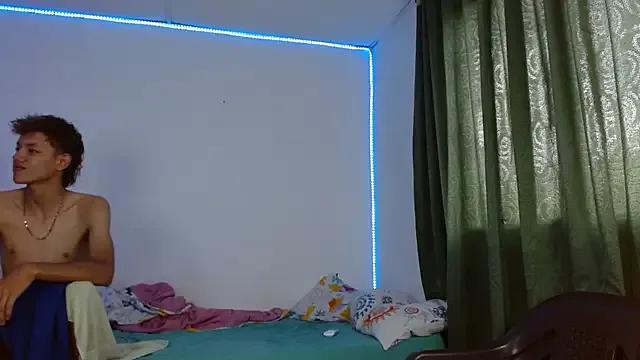 Lucy_y_Jacob from StripChat is Freechat