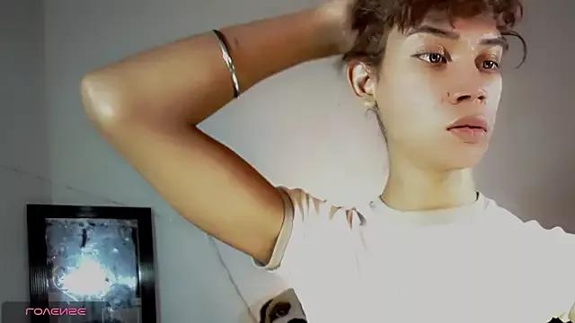 lucyangel_11 from StripChat is Freechat